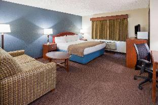 AmericInn by Wyndham Spencer - Spencer - 9