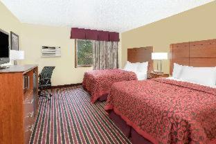 Days Inn by Wyndham Newton - Newton - 6