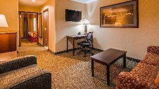 Best Western Plus Ticonderoga - 1