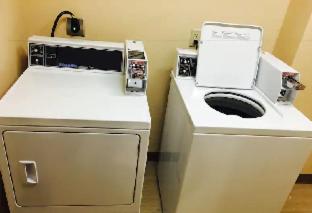 Days Inn & Suites by Wyndham Florence/Jackson Area - 9