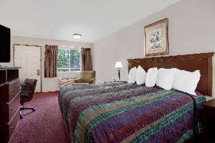 Olympic Inn & Suites Port Angeles - Port Angeles - 3