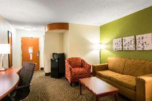 Sleep Inn & Suites near Fort Gregg-Adams - 7