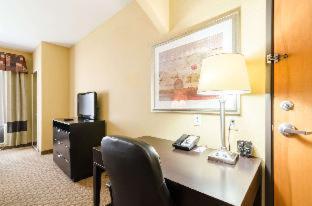 Comfort Suites Salina South - 6