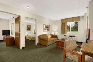 Days Inn by Wyndham Rapid City - 5