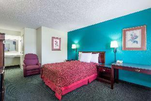 Days Inn by Wyndham Marianna - Marianna - 7