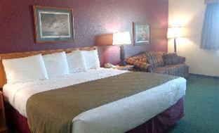 AmericInn by Wyndham Madison SD - Madison - 9