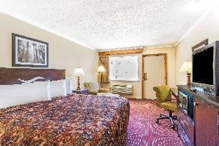 Days Inn by Wyndham Slidell - 3