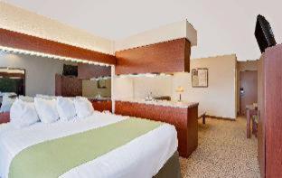 Microtel Inn & Suites by Wyndham Wellsville - Wellsville - 4
