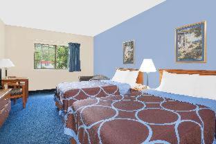 Super 8 by Wyndham Cobleskill NY - 5