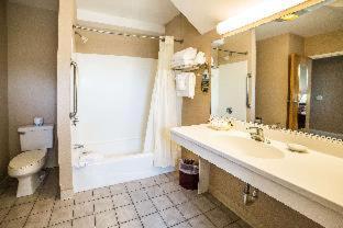 The Carriage House Inn Newport - 4