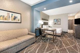 La Quinta Inn and Suites by Wyndham Houston Spring South - Spring - 6