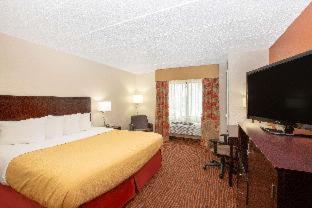 AmericInn by Wyndham Muscatine - 7