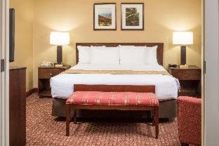 Comfort Inn & Suites Near Burke Mountain - 8