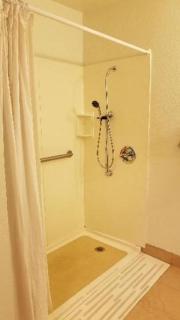 Americas Best Value Inn - Lincoln Airport - Lincoln - 6