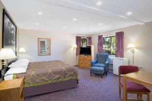 Super 8 by Wyndham Knoxville - Knoxville - 7
