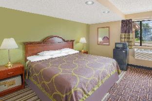 Super 8 by Wyndham Knoxville - Knoxville - 4