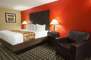 Days Inn by Wyndham Henryetta - Henryetta - 8