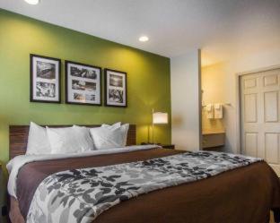 Sleep Inn & Suites - 4