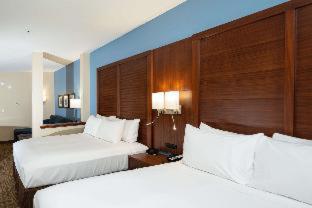 Comfort Suites - 3