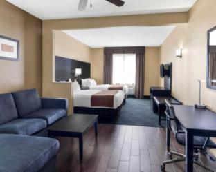 Comfort Suites Odessa near University - 2