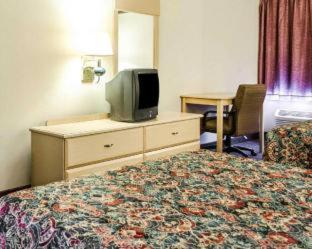 Baymont by Wyndham Pine Grove I-81 - Pine Grove - 3