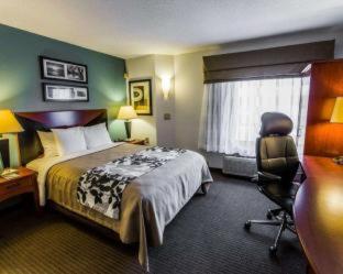 Sleep Inn - 8