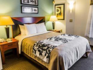 Sleep Inn - 4