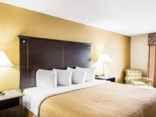 Quality Inn & Suites - Greensboro-High Point - Greensboro - 3
