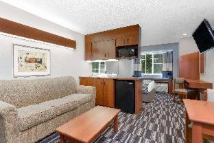 Microtel Inn & Suites by Wyndham Bremen - Bremen - 5