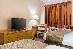 Rodeway Inn & Suites Tomahawk - Tomahawk - 8