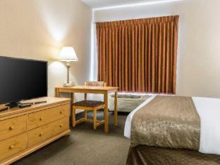 Rodeway Inn & Suites Tomahawk - Tomahawk - 2