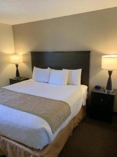 AmericInn by Wyndham Wadena - Wadena - 7