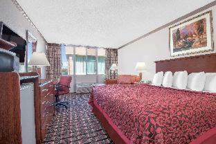 Days Inn by Wyndham Colorado City - 6