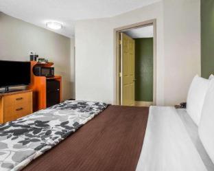 Clarion Pointe Albemarle - Albemarle - 9