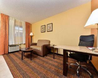 Latitude Suites Tinton Falls Eatontown - BW Premier Collection - Tinton Falls - 8