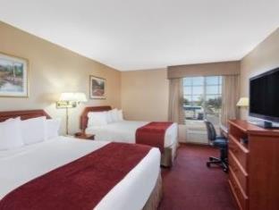 Ramada by Wyndham Fresno Northwest - Fresno - 3