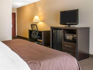 Quality Inn & Suites Niles - Niles - 9