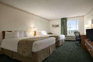 Baymont by Wyndham Mackinaw City - 2