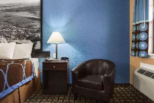 Super 8 by Wyndham Henryetta - Henryetta - 7
