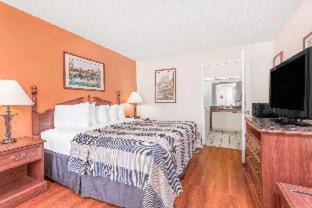 Days Inn by Wyndham Americus - Americus - 4
