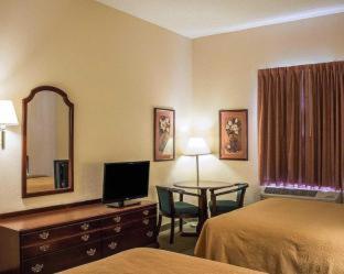 Quality Inn & Suites Bellville - Mansfield - 2