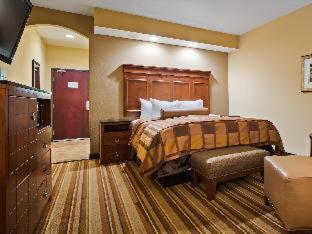 Best Western Plus KC Speedway Inn & Suites - 6