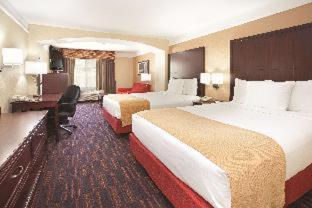 La Quinta Inn & Suites by Wyndham Albuquerque Midtown - 7