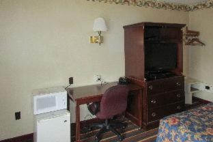 Rodeway Inn Dunmore - 8