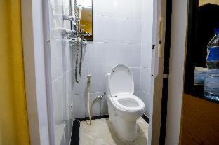 RedDoorz Plus near DC Mall Batam - 4