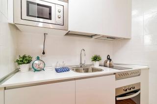 Encantador Apartamento en Chueca junto a Gran Vía, Infantas 1-1 by Batuecas - 8