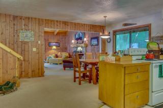 Big Bear River Retreat - Rhododendron - 4