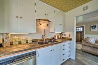 Yellowstone Country Family Home with View and Hot Tub - 5