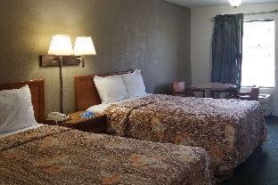 Travelers Inn & Suites - Sumter - 8