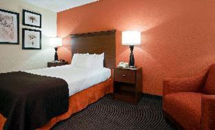 AmericInn by Wyndham Ashland - 1